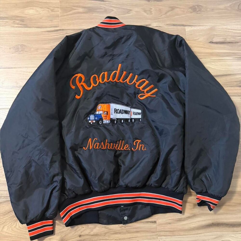 Vintage Hartwell Roadway Trucking Nashville TN embroidered Satin jacket Sz Large